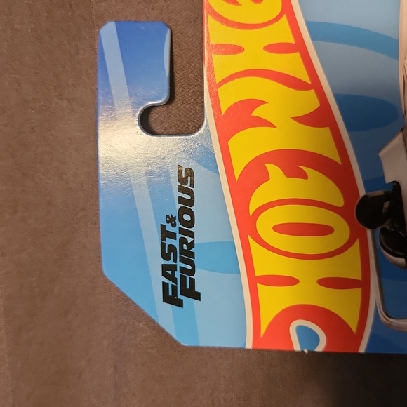 Hot Wheels Fast & Furious Corvette Grand Sport Roadster - Picture 4 of 5